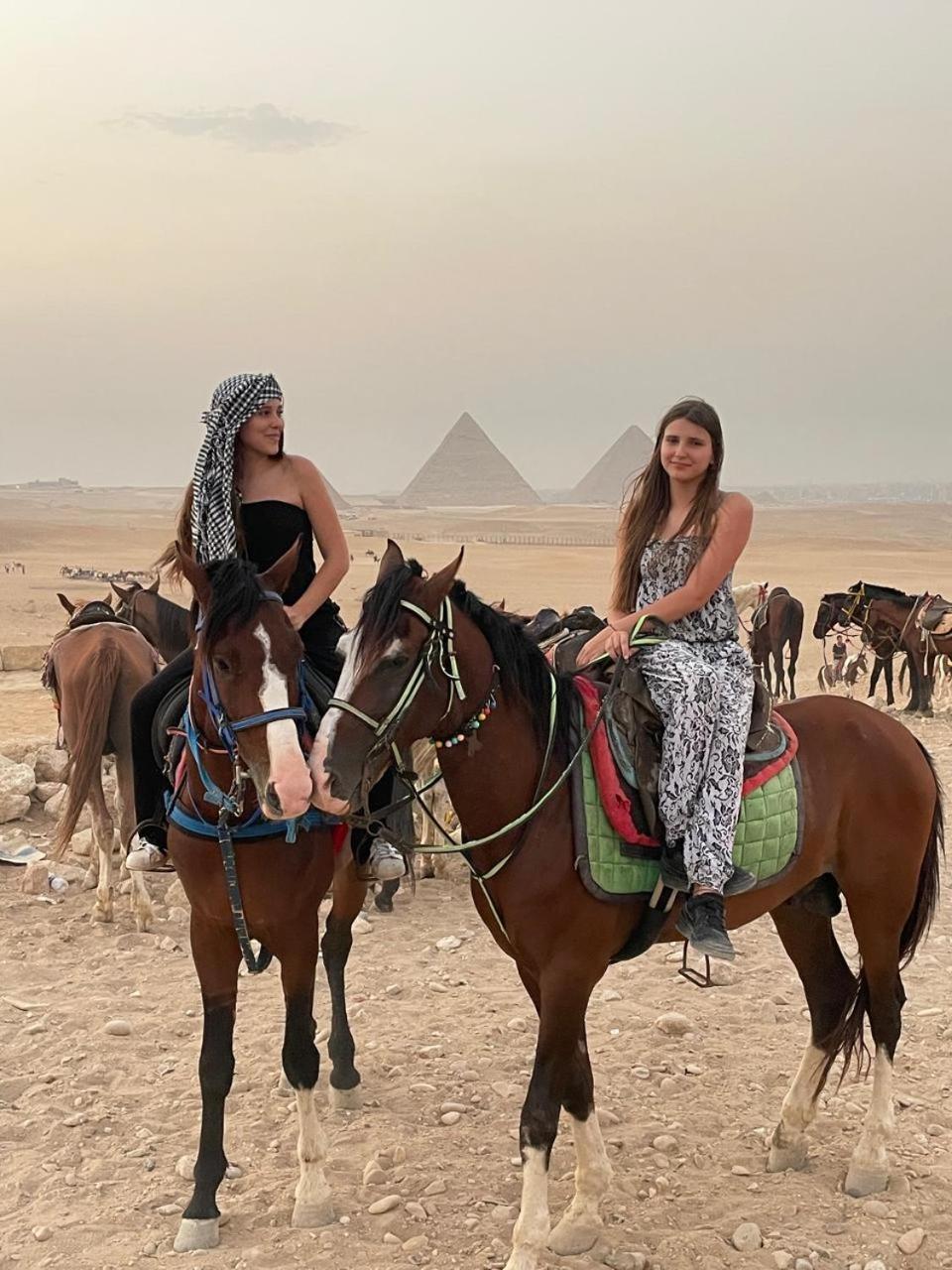 Sphinx Palace Pyramids View 3*