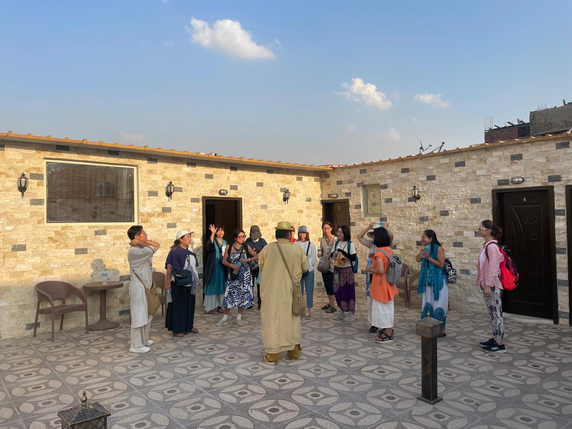 Sphinx Palace Pyramids View Готель Kafrat al Jabal
